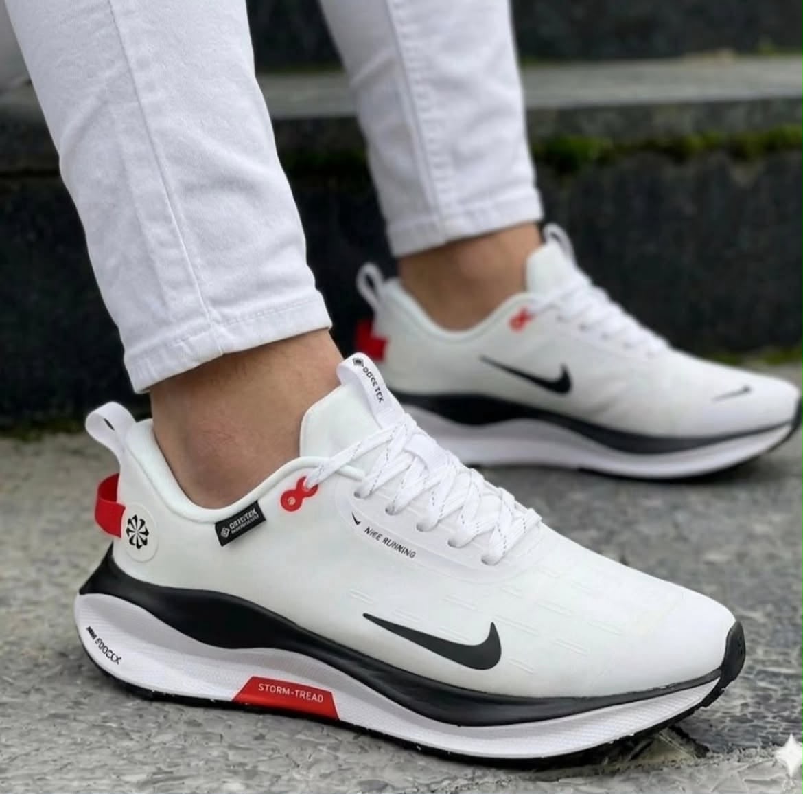 NIKE REACTX INFINITY RUN 4 GTX RUNNING SHOE