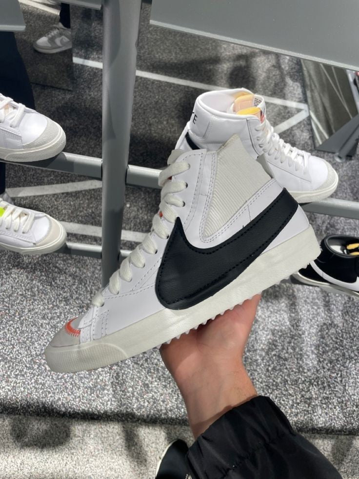 NIKE BLAZER MID 77 JUMBO