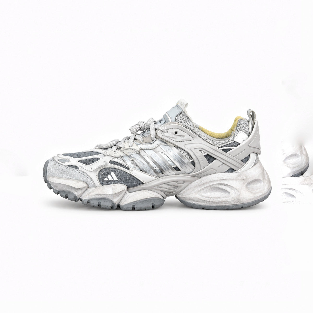 ADIDAS ORIGINALS  RUNNER DELUXE