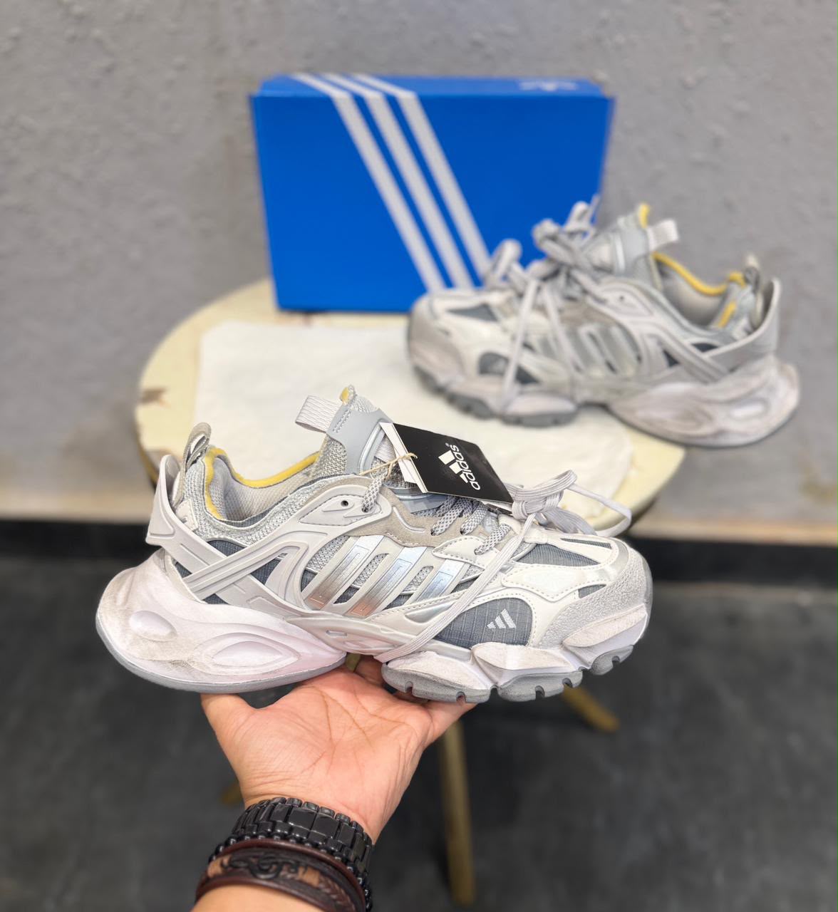 ADIDAS ORIGINALS  RUNNER DELUXE