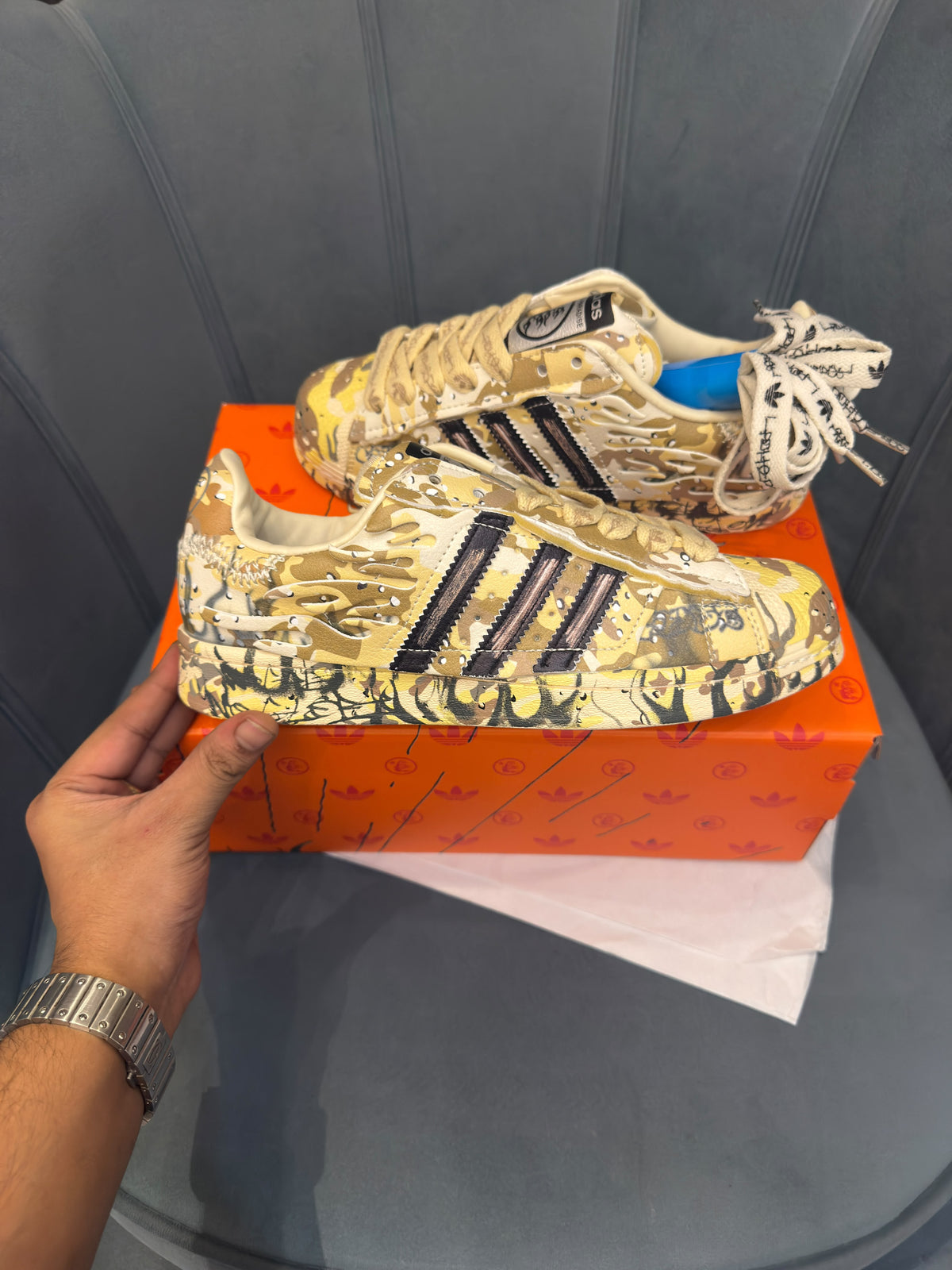 ADIDAS SUPERSTAR HELLSTAR DESART