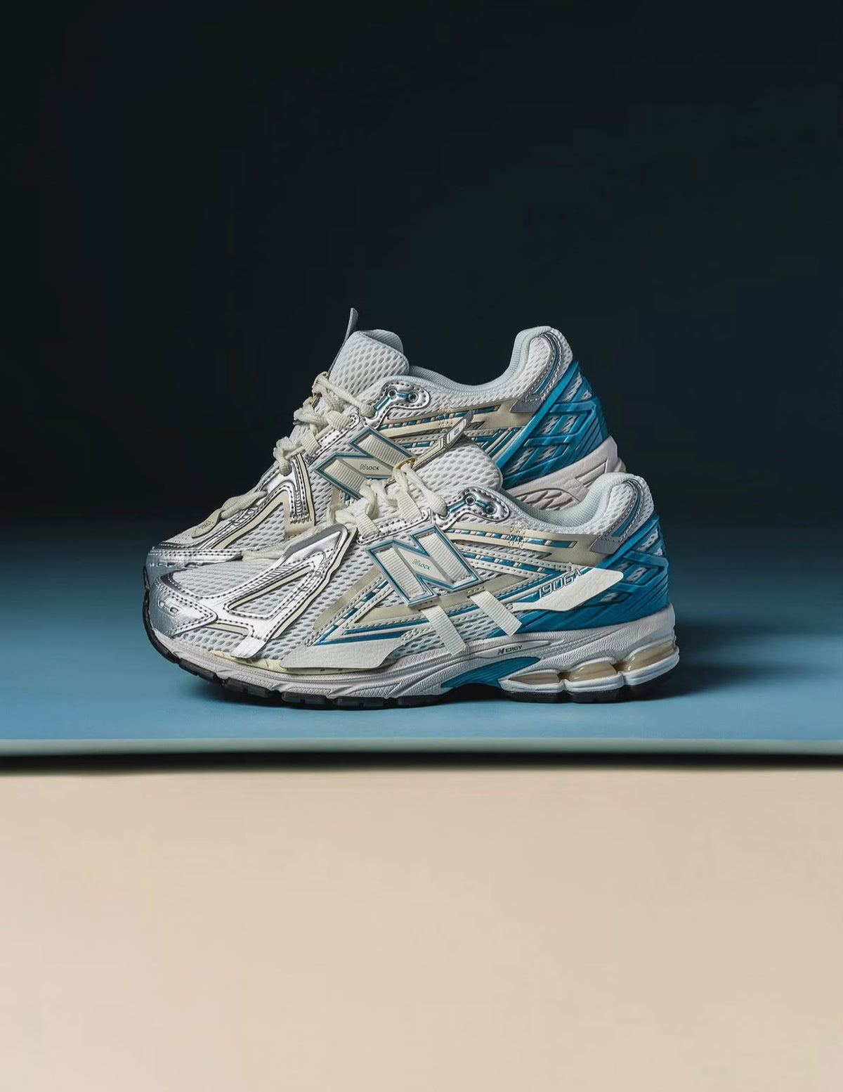 NEW BALANCE 1906A SEA SALT WHITE METALLIC BLUE