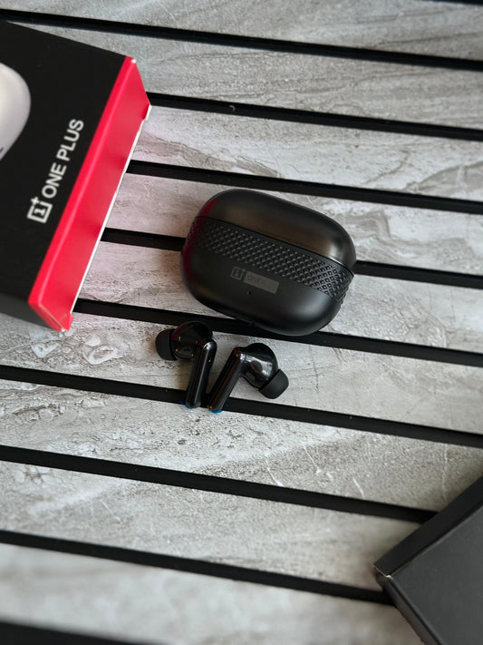 ONE PLUS ZENBUDS