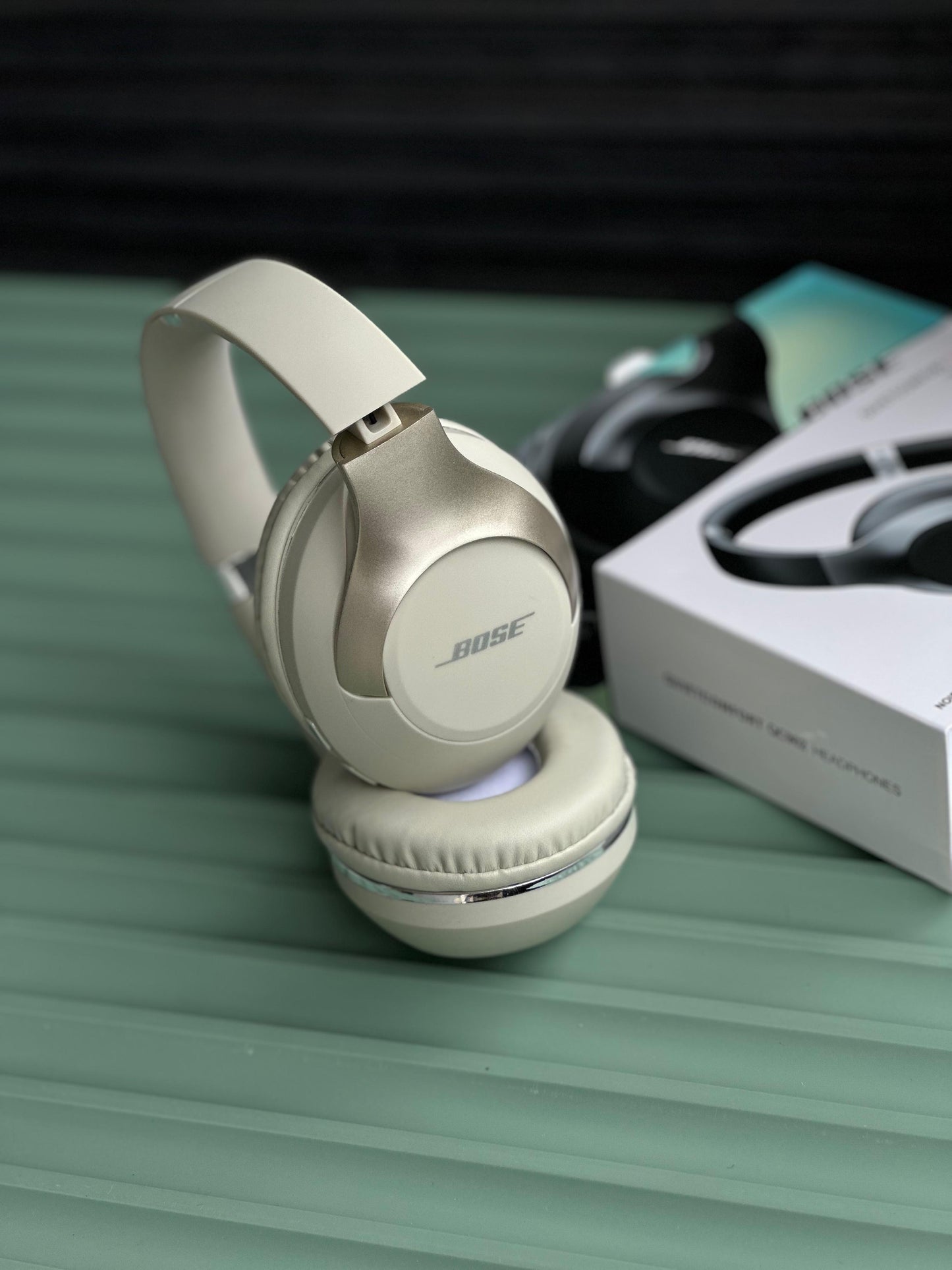 BOSE QUIET COMFORT QC902