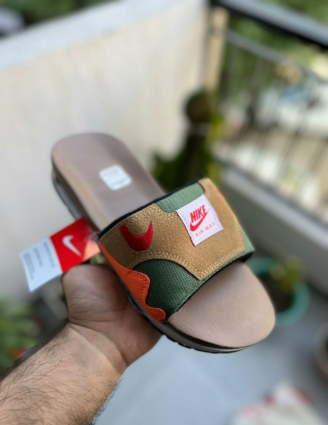 SLIDES