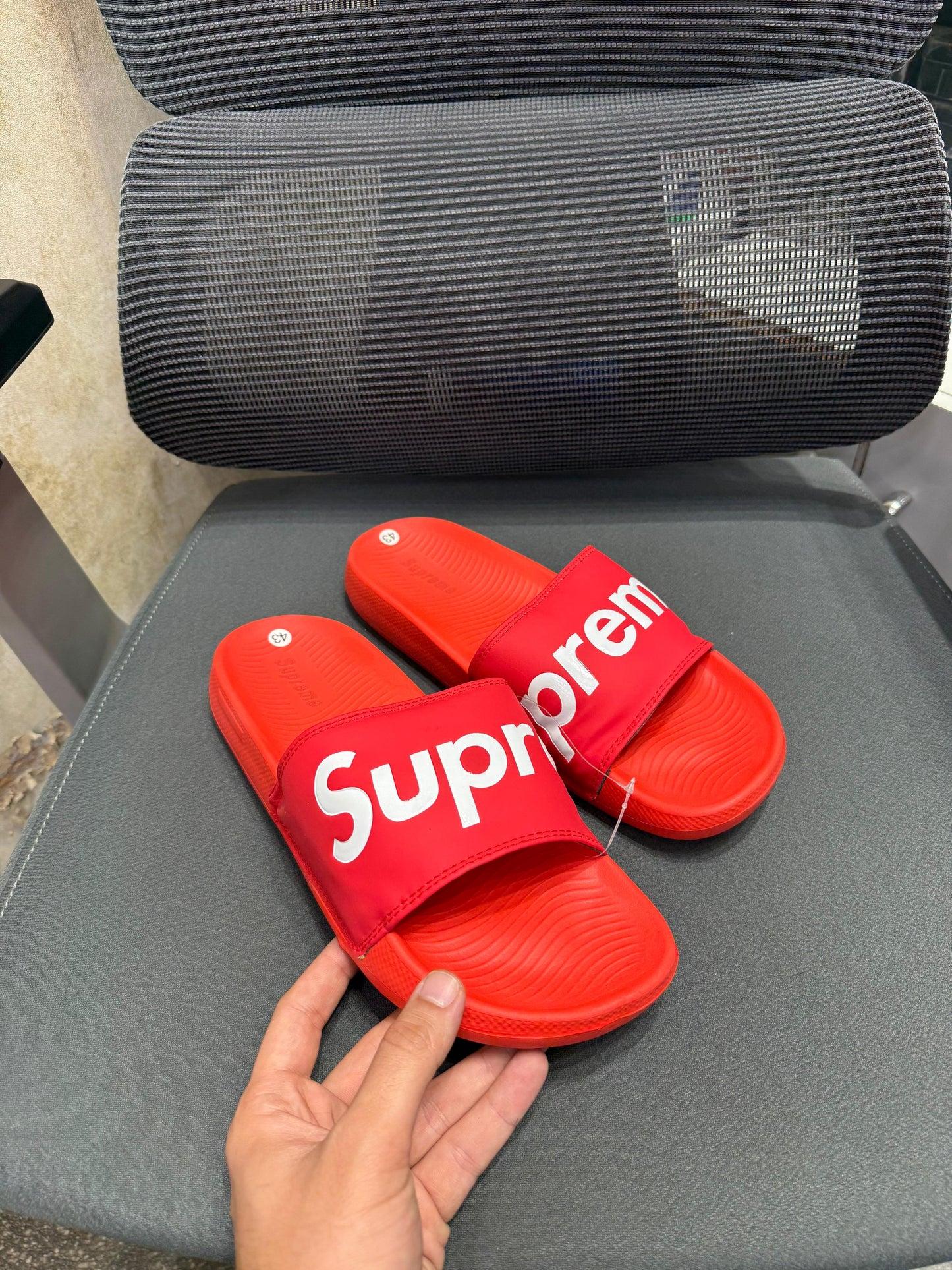 SLIDES