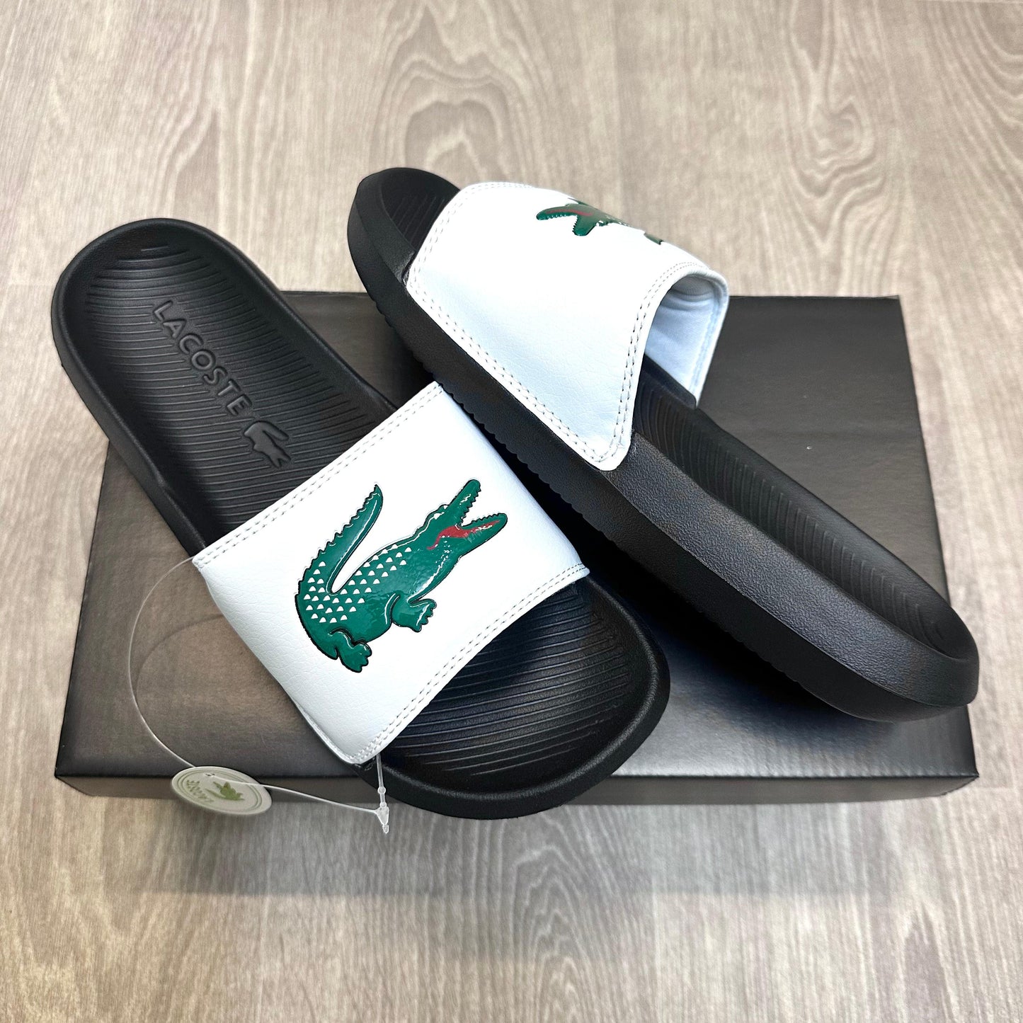 LACOSTE SERVE CROCO SLIDES