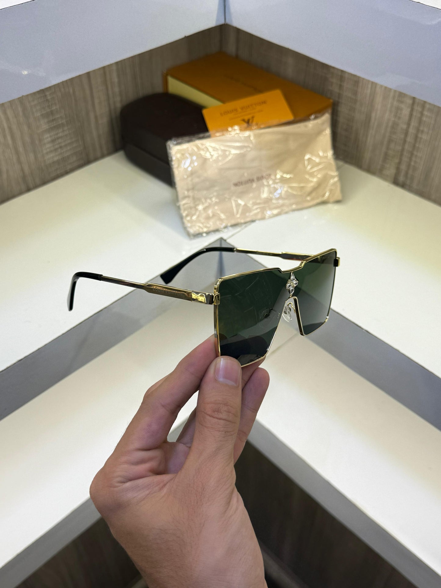 LV 1700 CYCLONE SUNGLASS