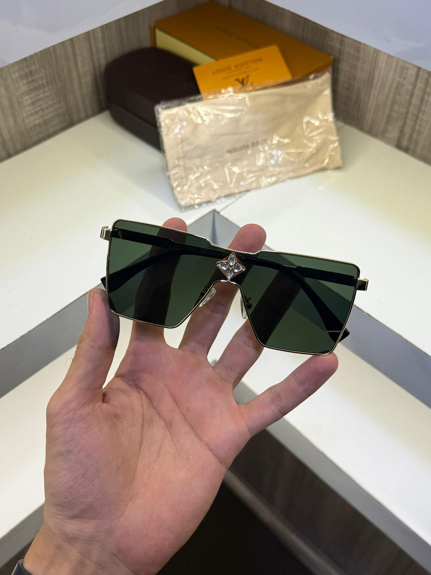 LV 1700 CYCLONE SUNGLASS