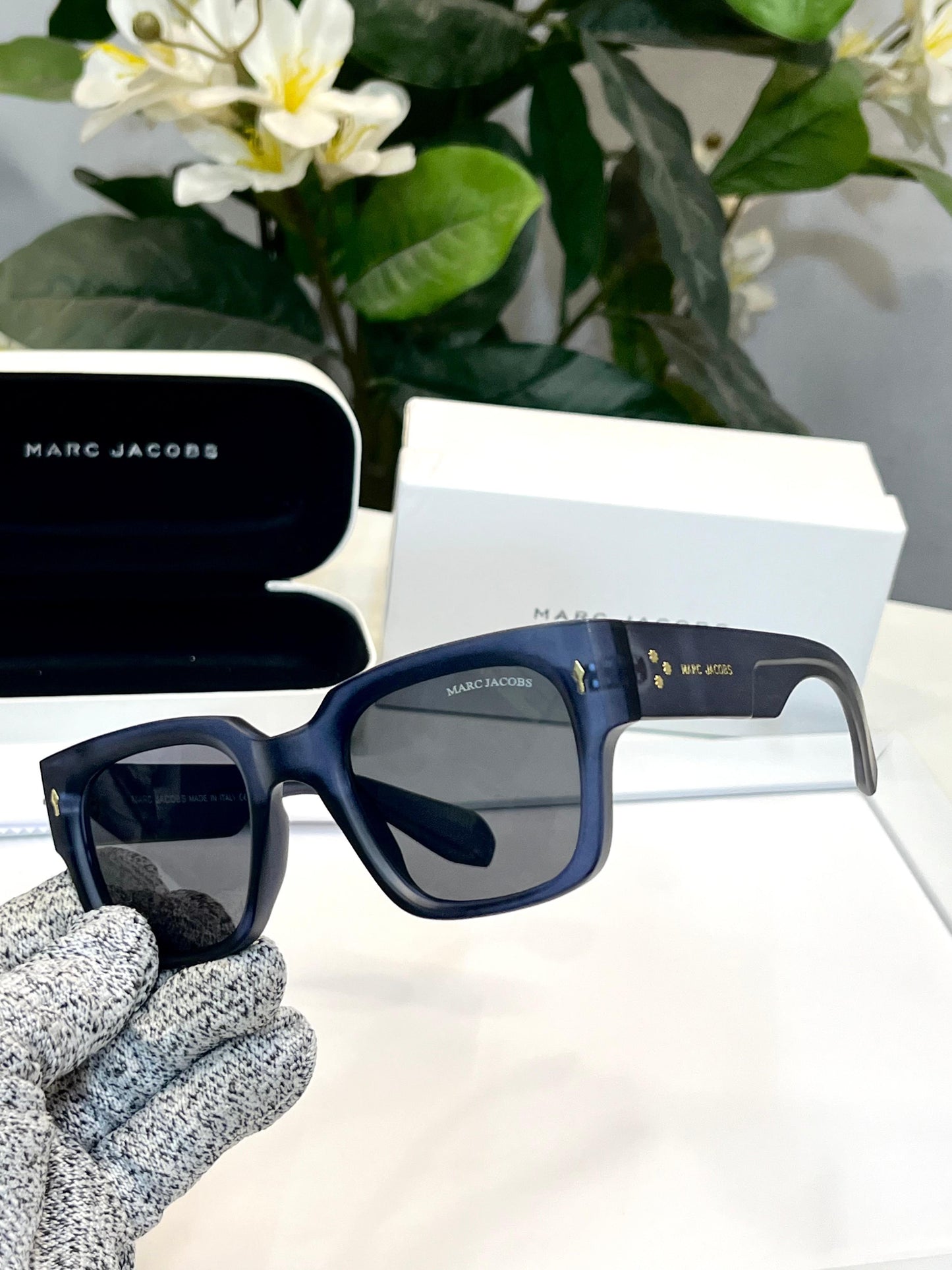 MARC JACOBS SUNGLASS