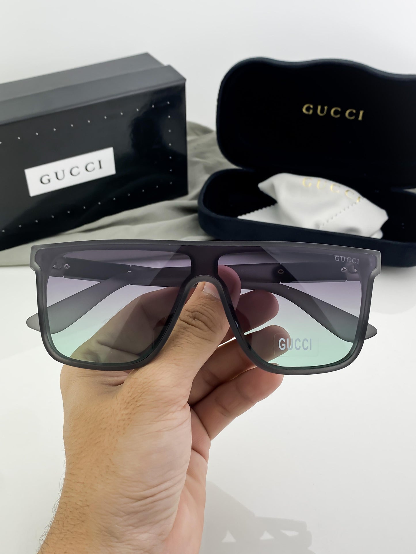 GUCCI GREY SHADES WATCH