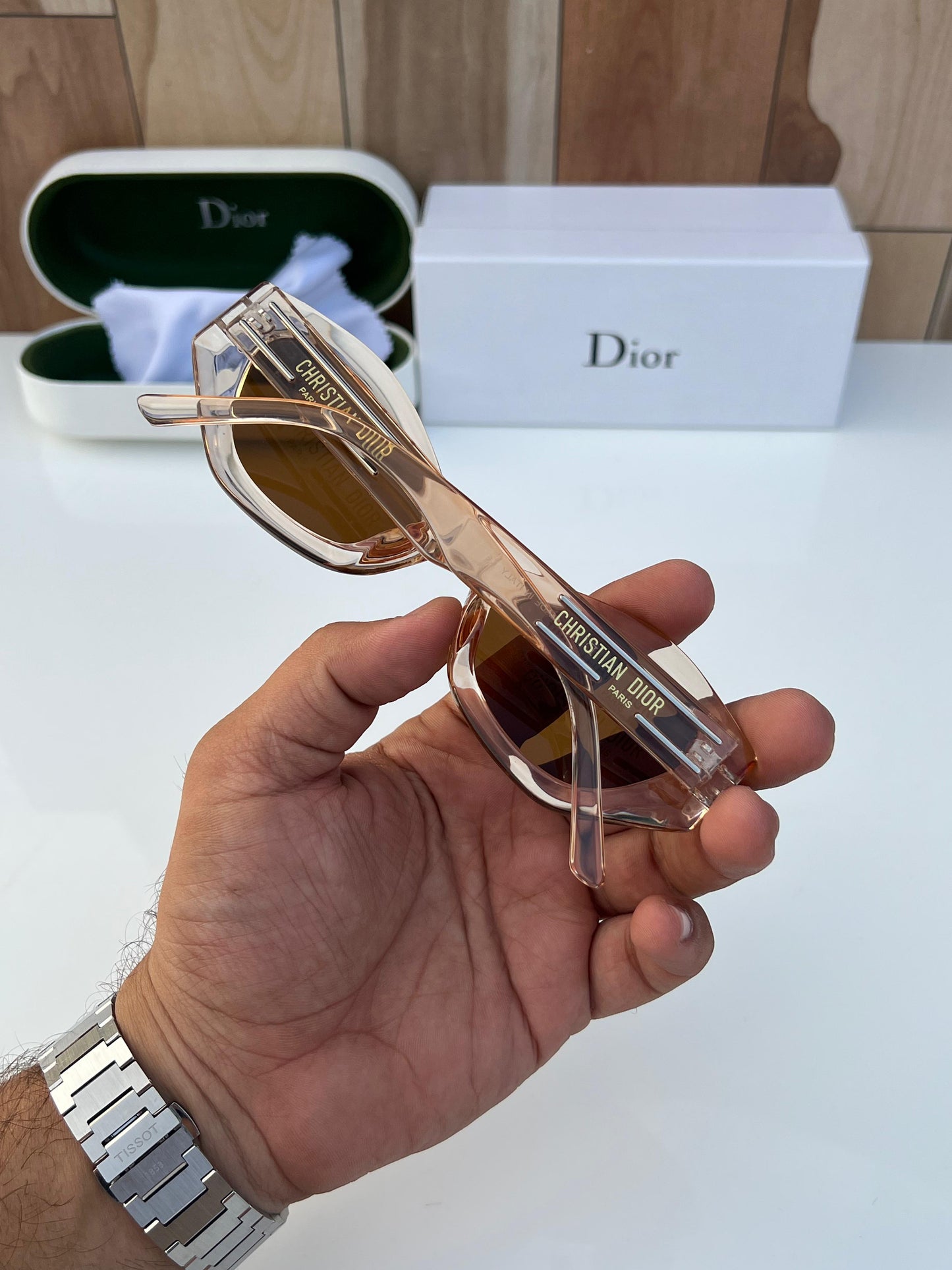 DIOR SUNGLASS