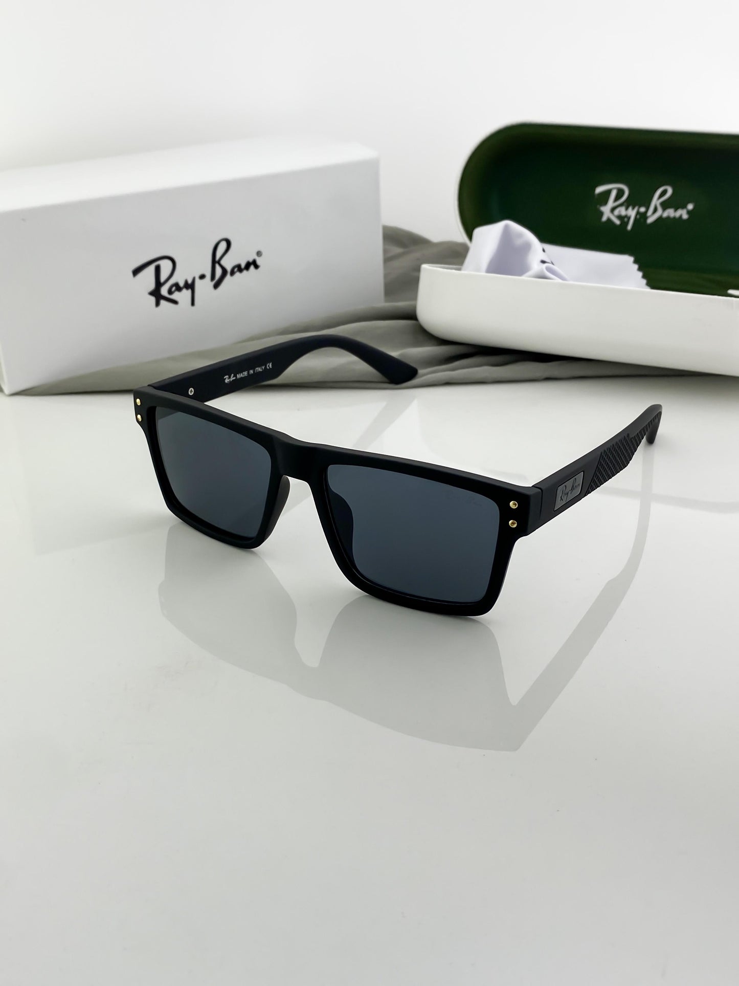 RAYBAN SUNGLASS