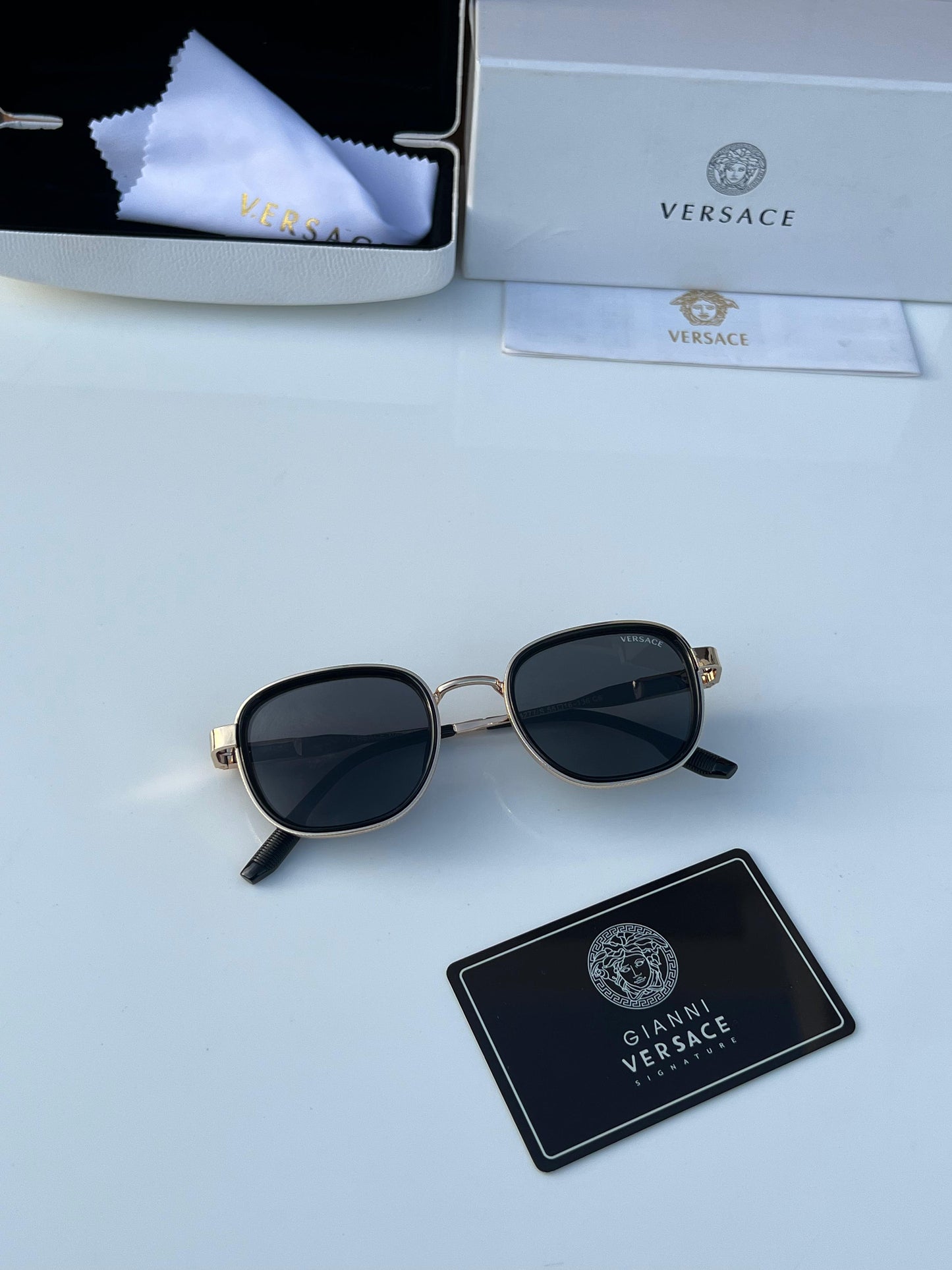 VERSACE SUNGLASS