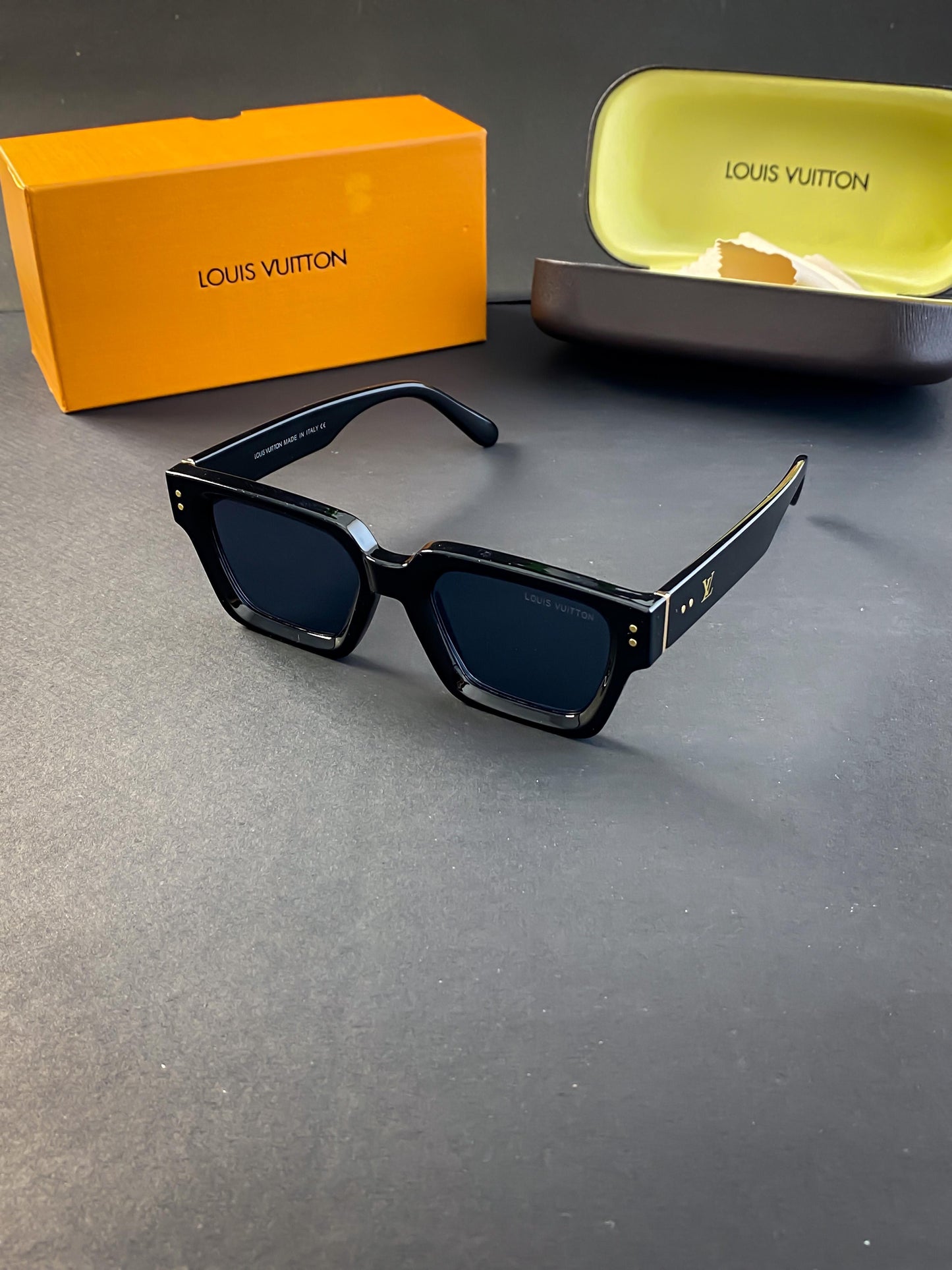 LOUIS VUITTON SUNGLASSES