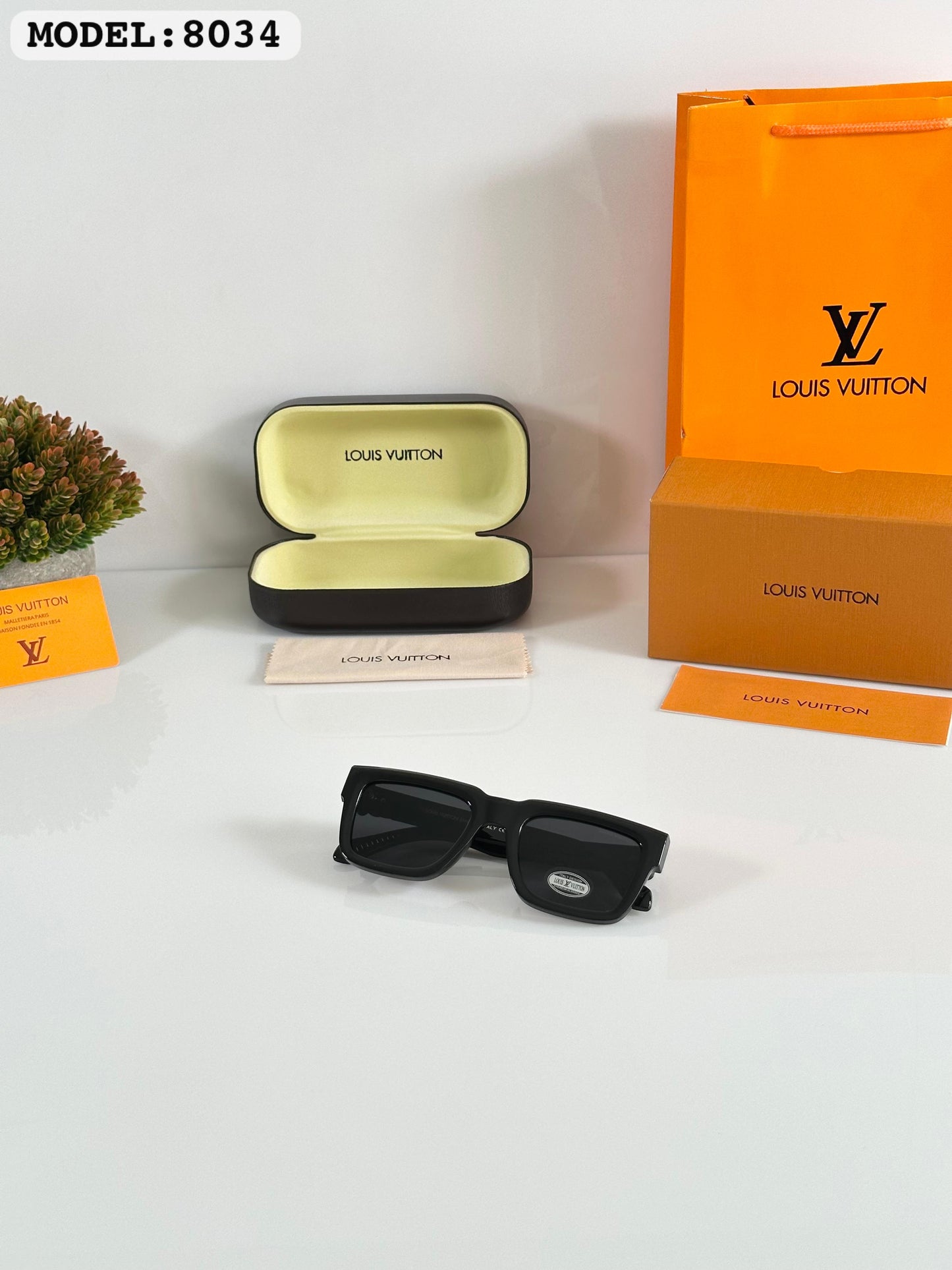 LOUIS VUITTON SUNGLASSES
