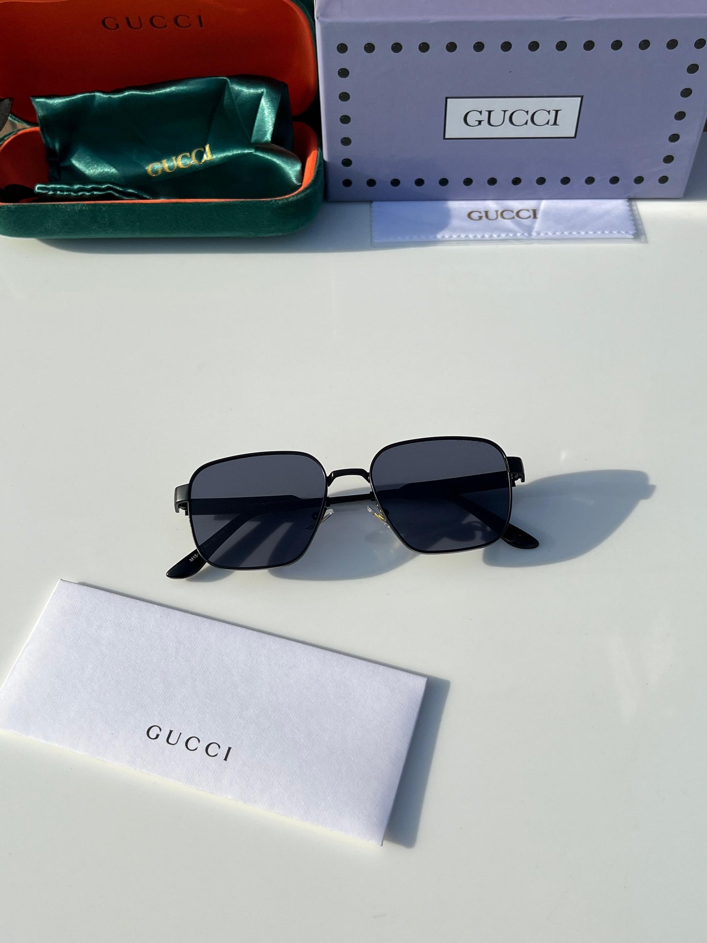 GUCCI SUNGLASS