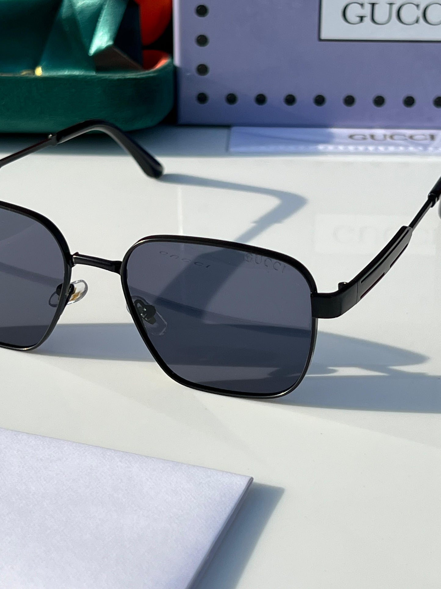 GUCCI SUNGLASS