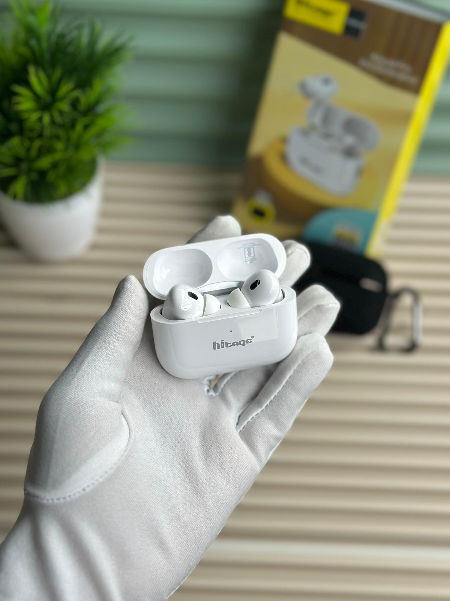 AIRPOD PRO 2 ND GENERATION EAR BUDS