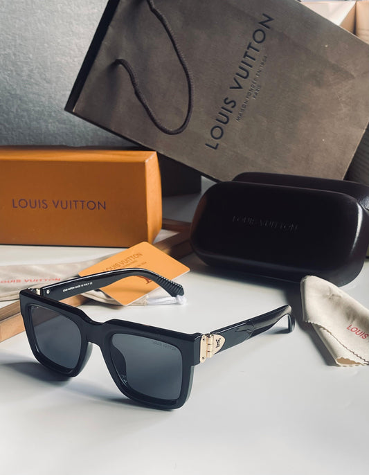LOUIS VUITTON SUNGLASSES