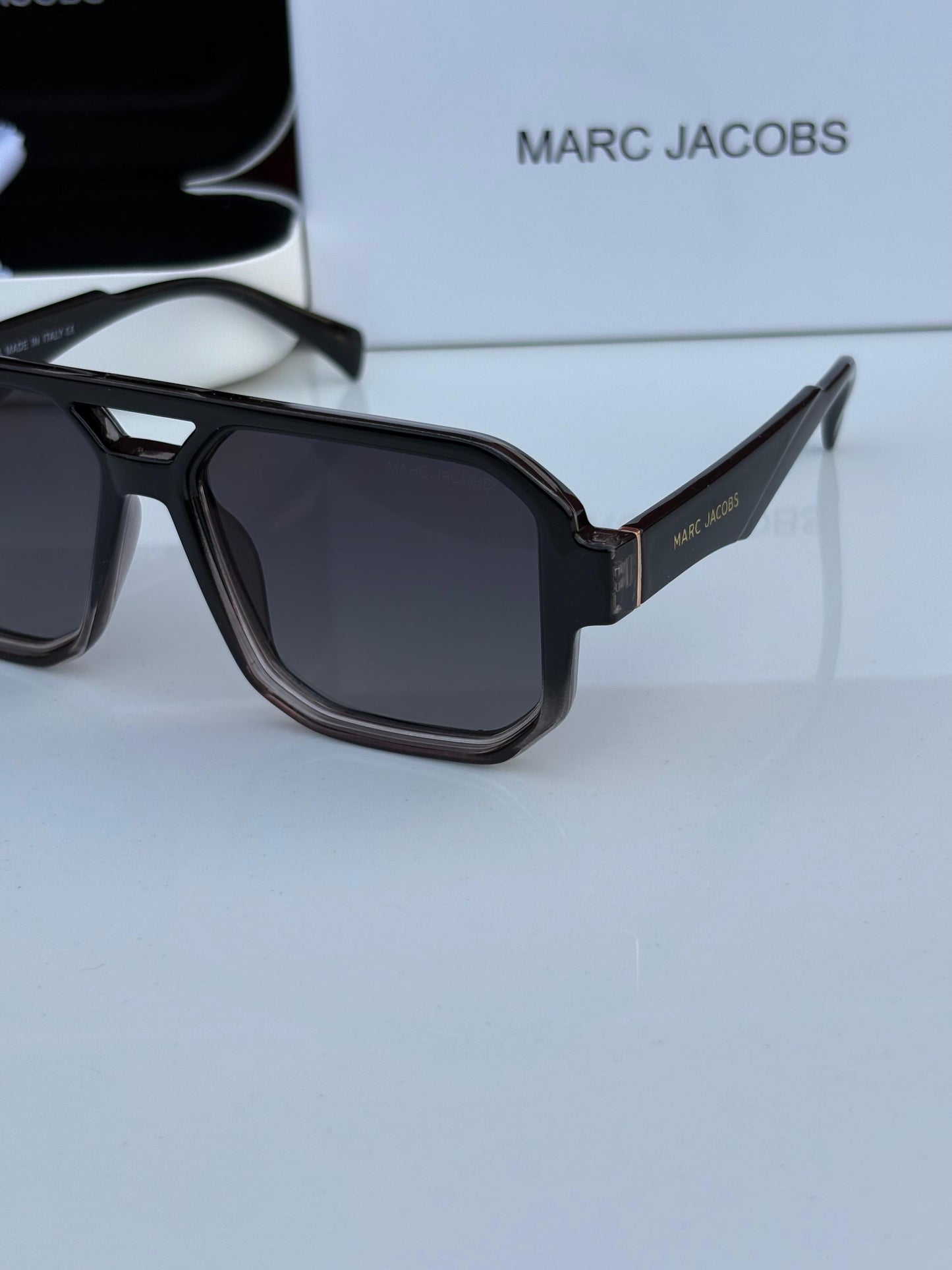 MARC JACOBS SUNGLASS