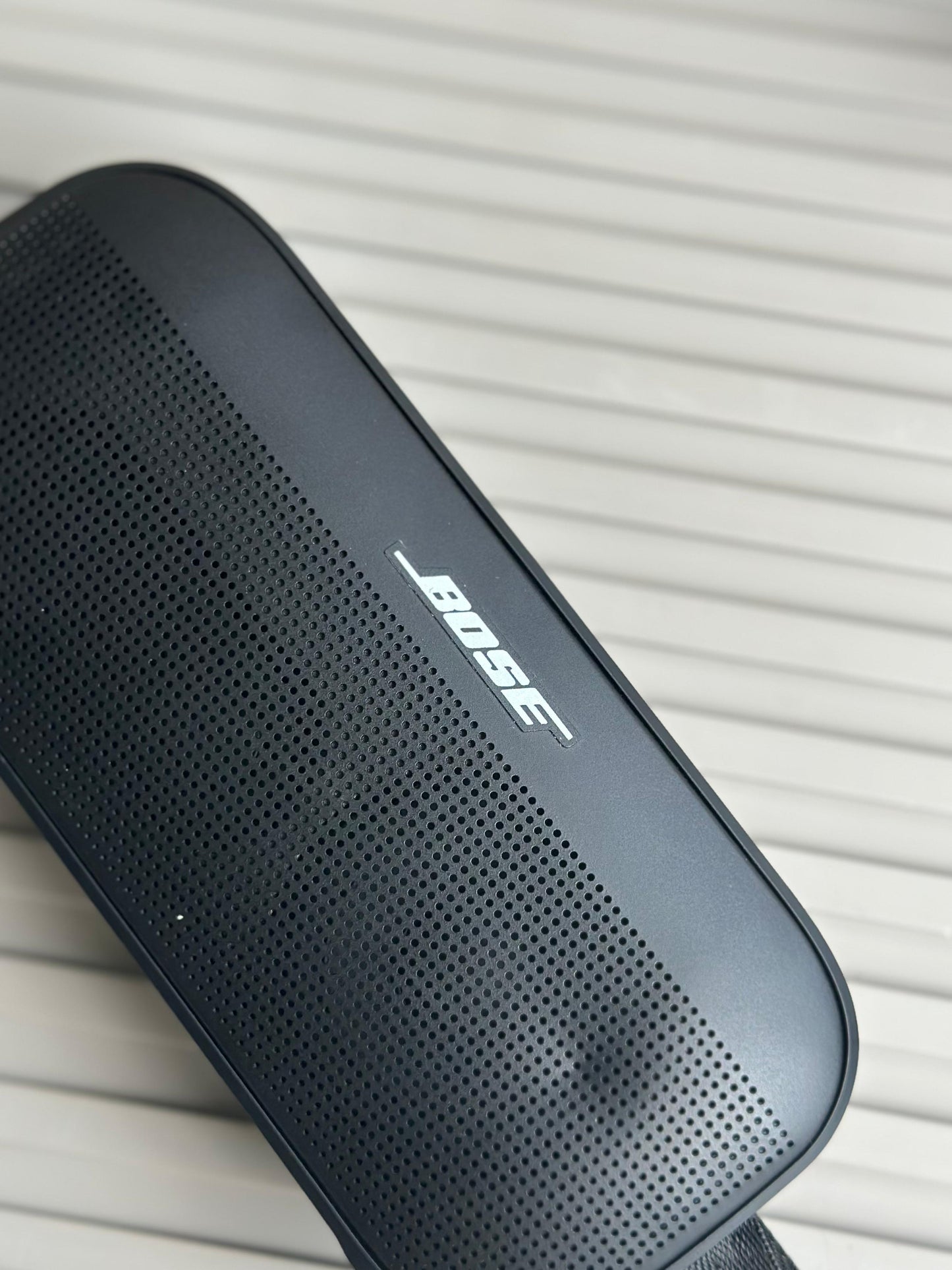 BOSE SPEAKER
