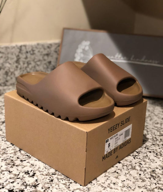 ADIDAS YEEZY SLIDES