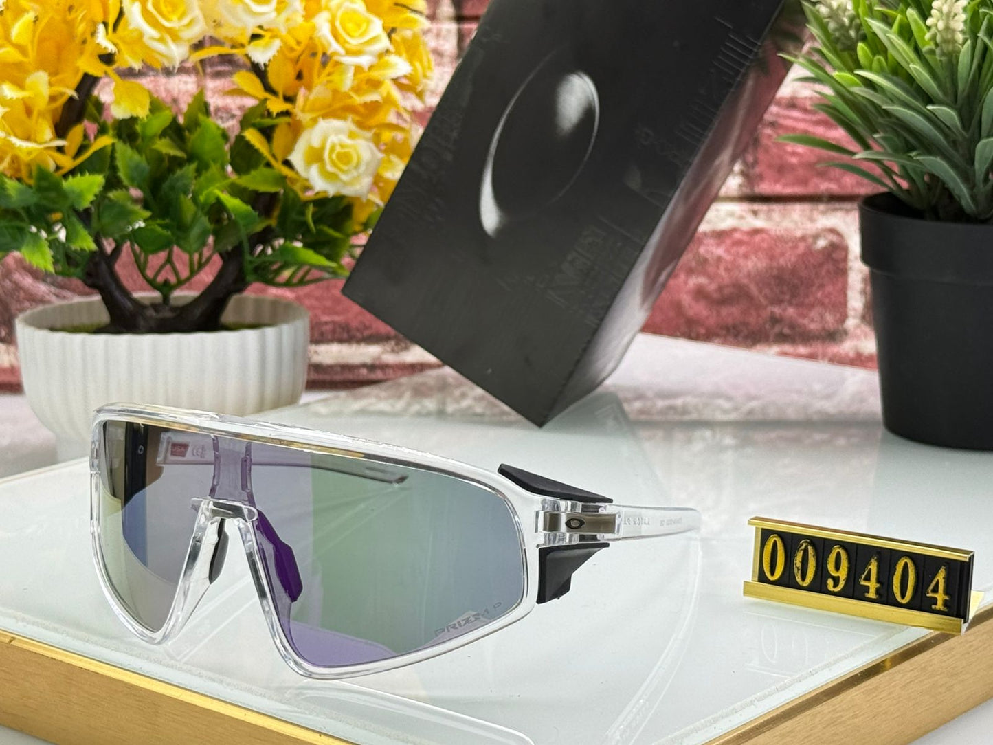 OAKLEY SUNGLASSES