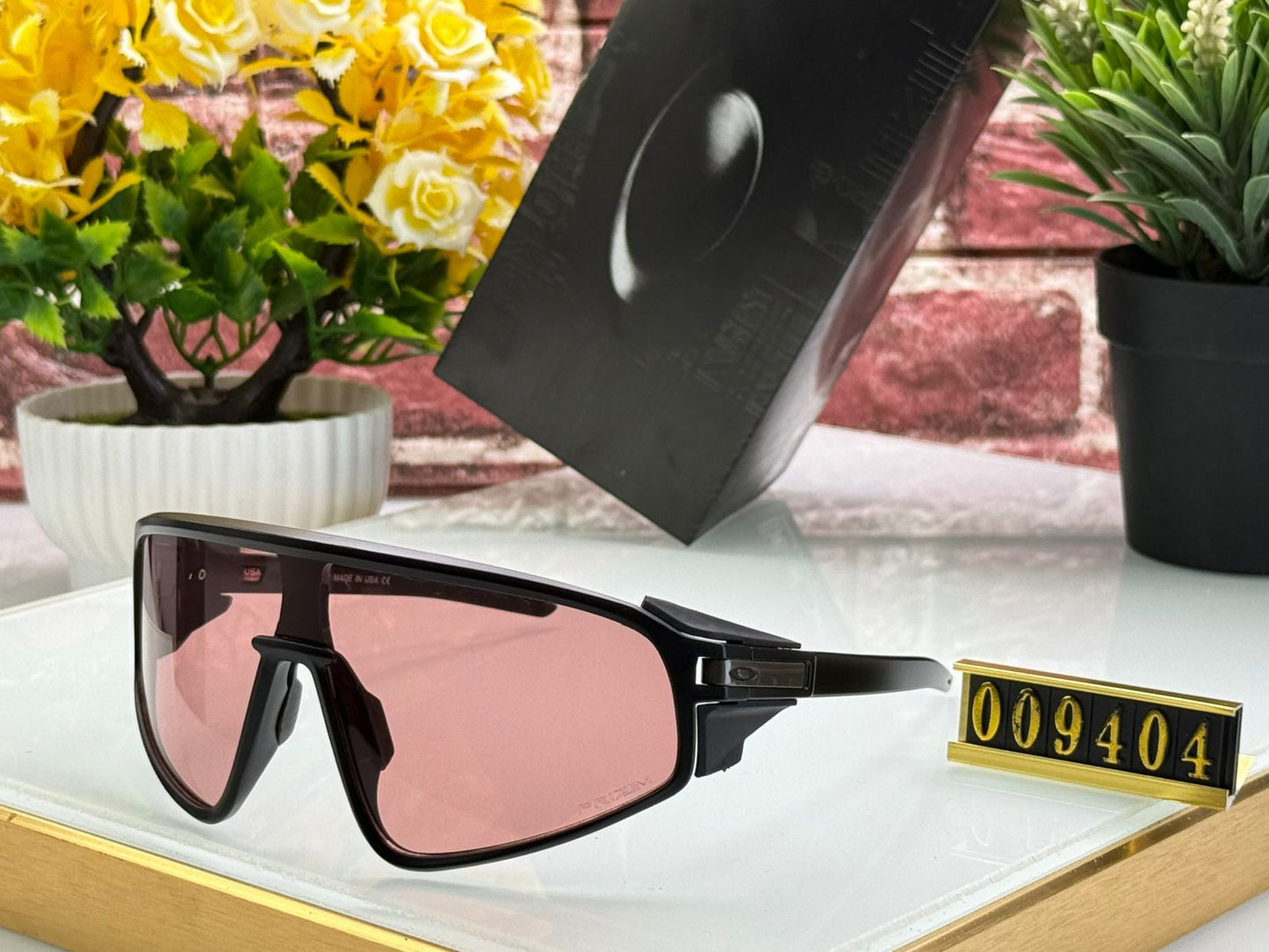 OAKLEY SUNGLASSES
