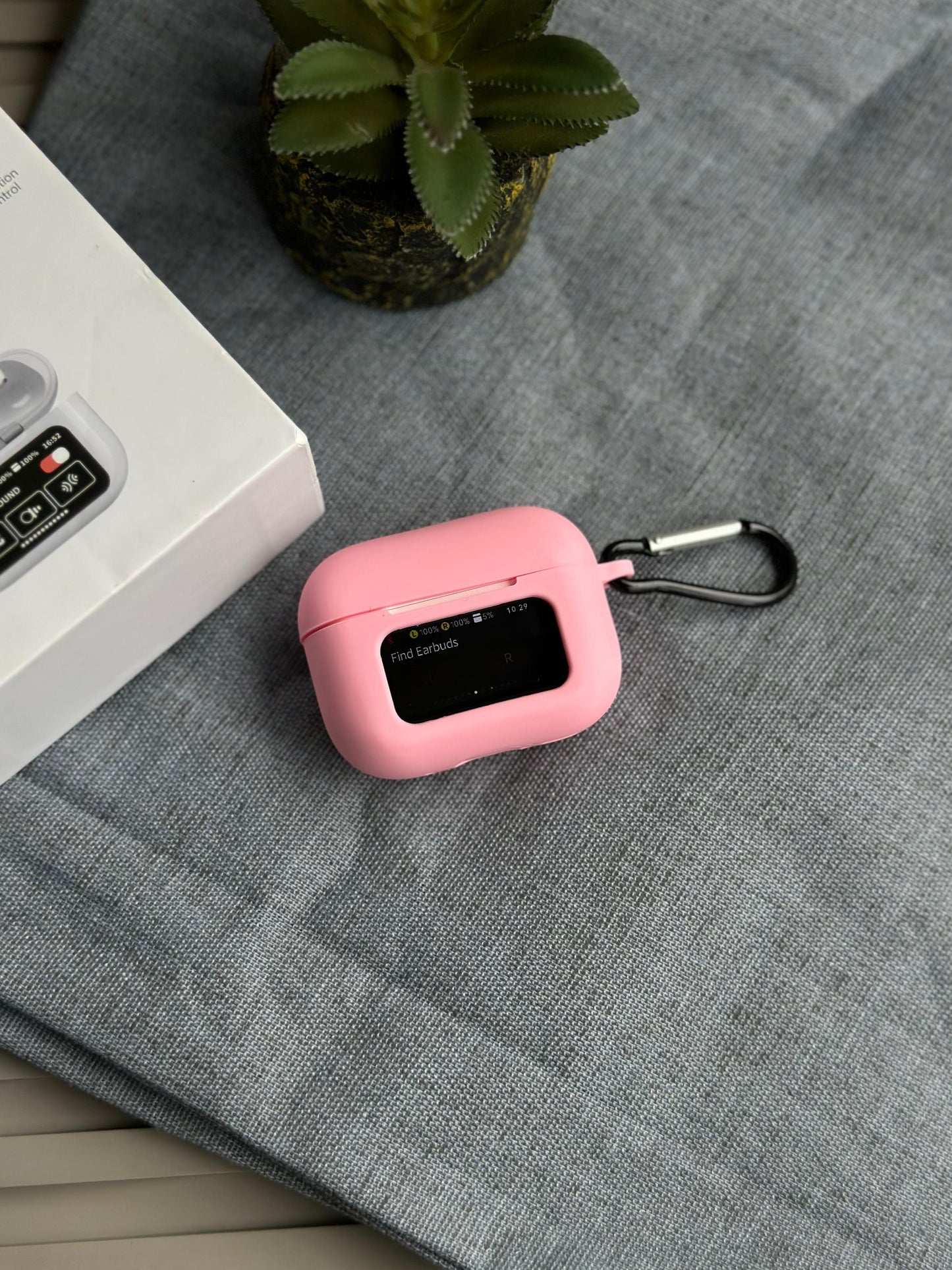 APPLE AIRPODS PRO DISPLAY WITH CASE