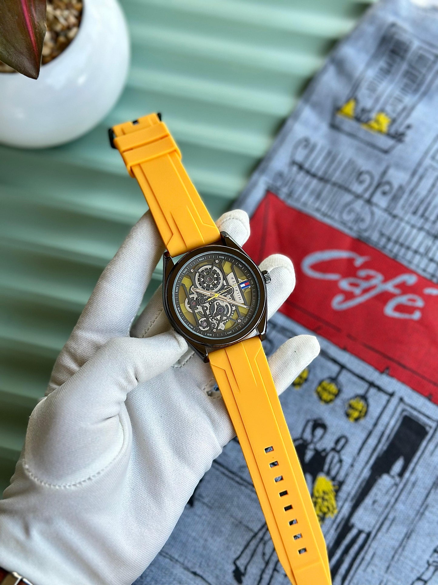 TOMMY HILFIGER WATCH