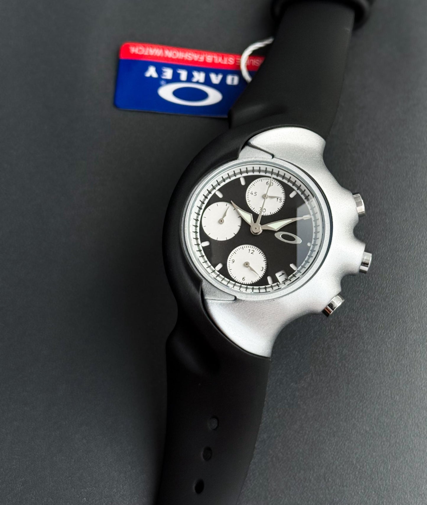 OAKLEY WATCH