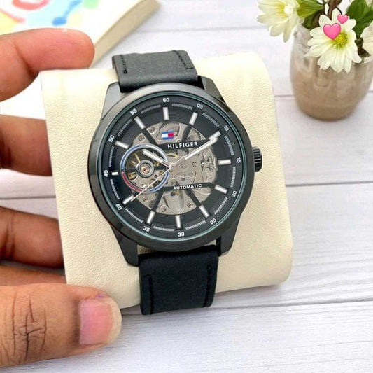 TOMMY HILFIGER WATCH