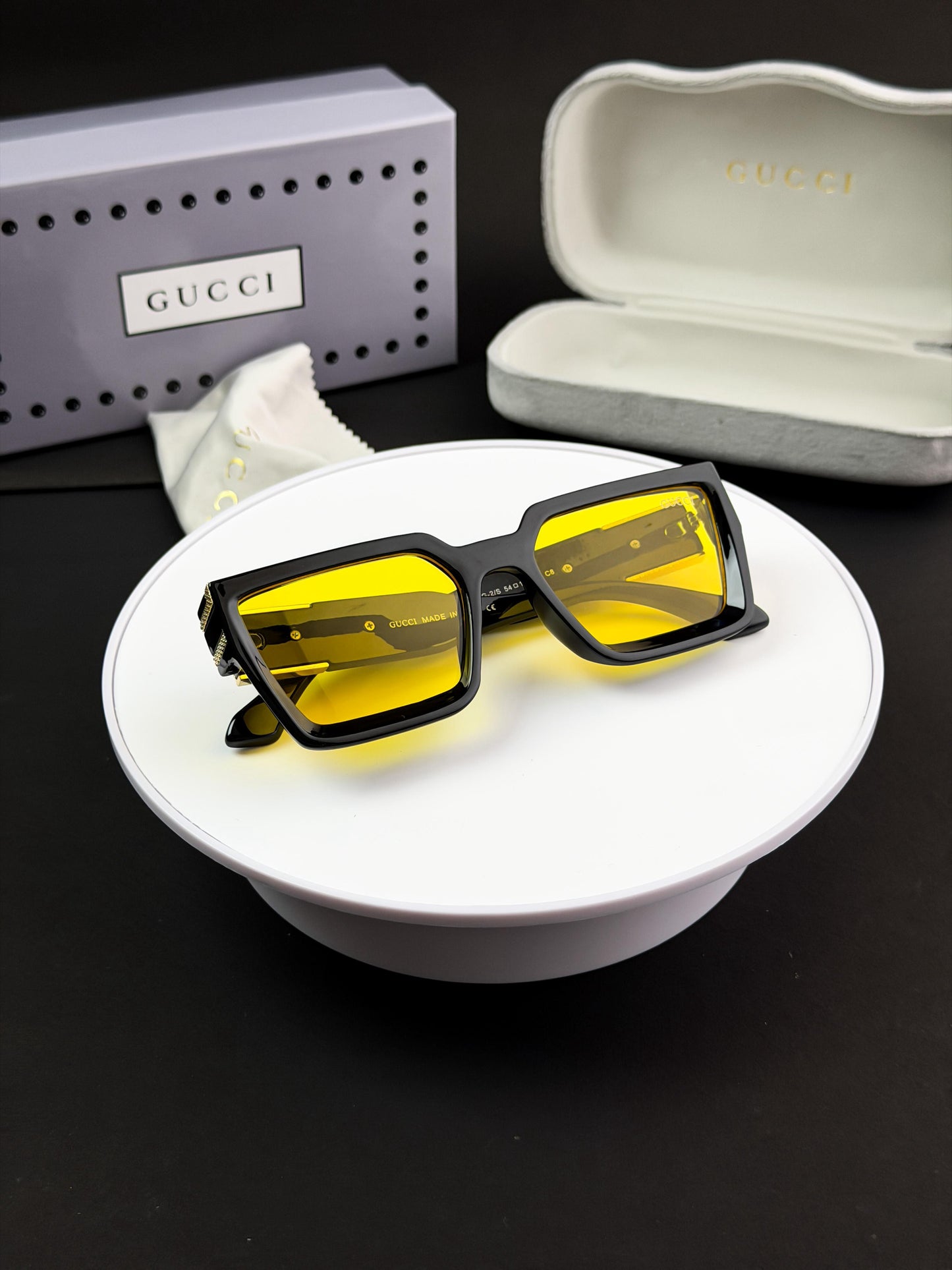 GUCCI SUNGLASS