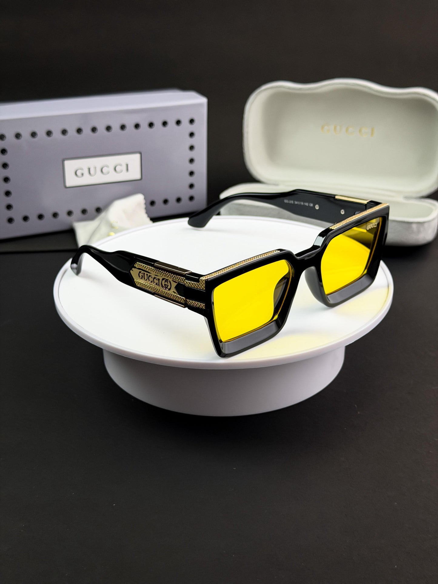 GUCCI SUNGLASS