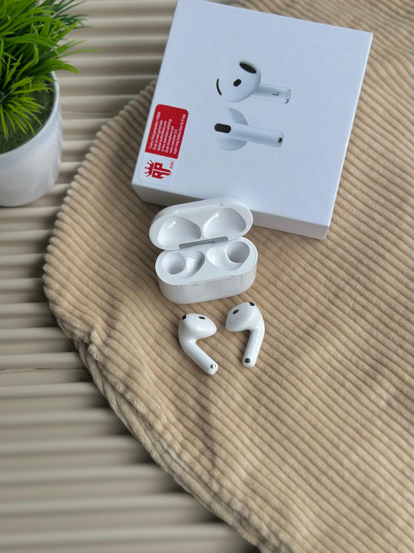 AIRPOD 4 GENERATION EARBUDS