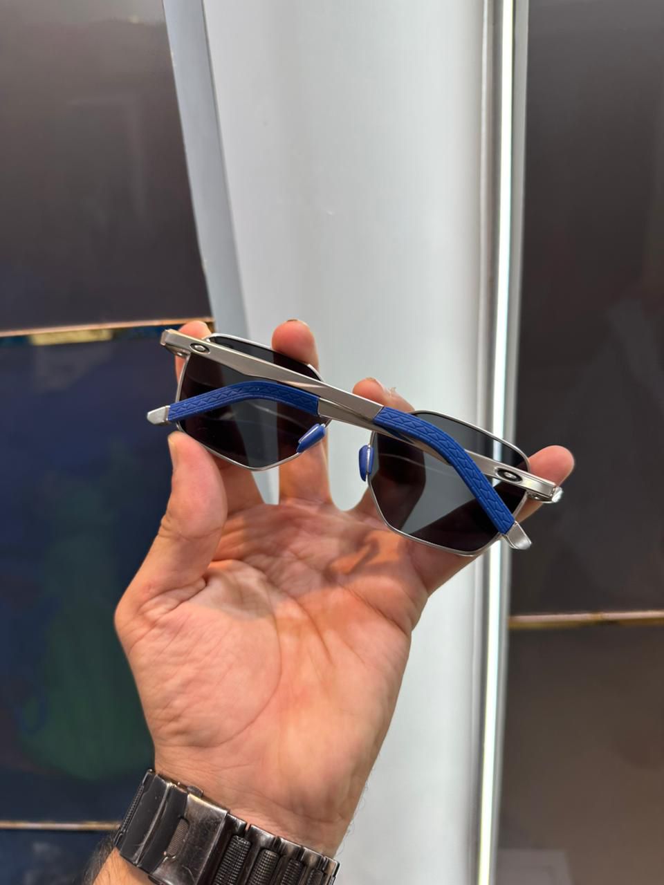 OAKLEY SUNGLASSES