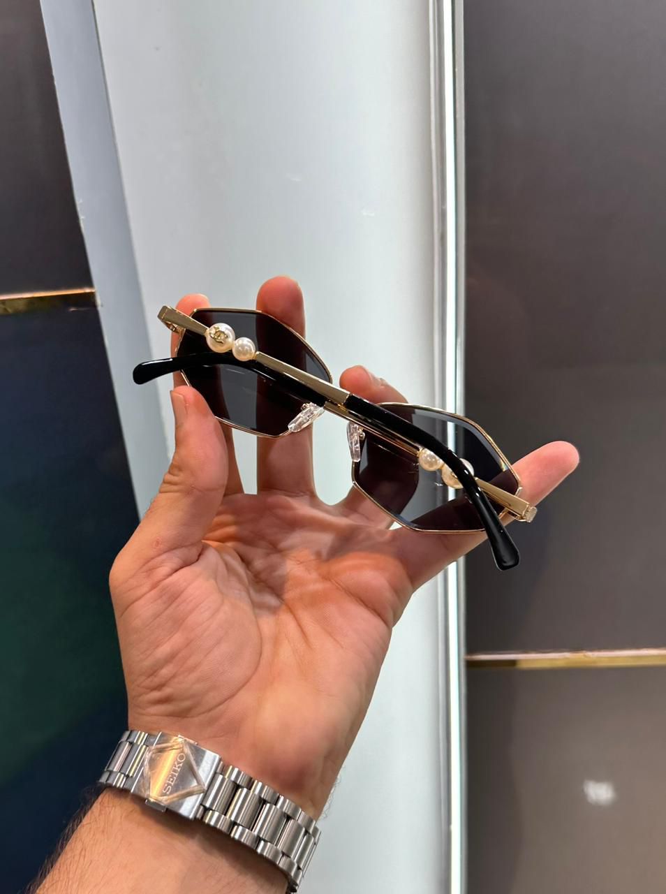 CHANEL GOLD BLACK SUNGLASSES