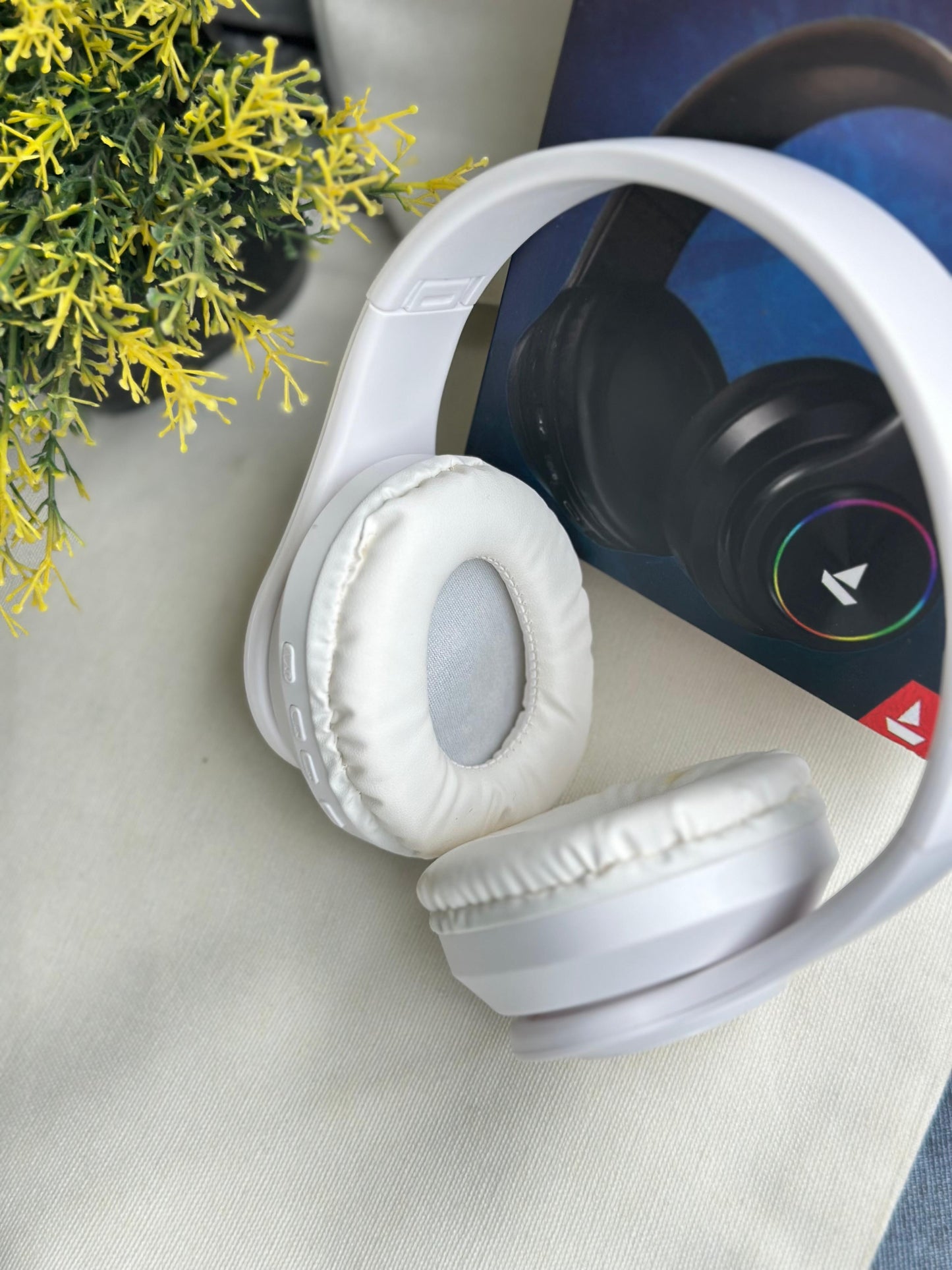 BOAT ROCKERZ 550 HEADPHONE