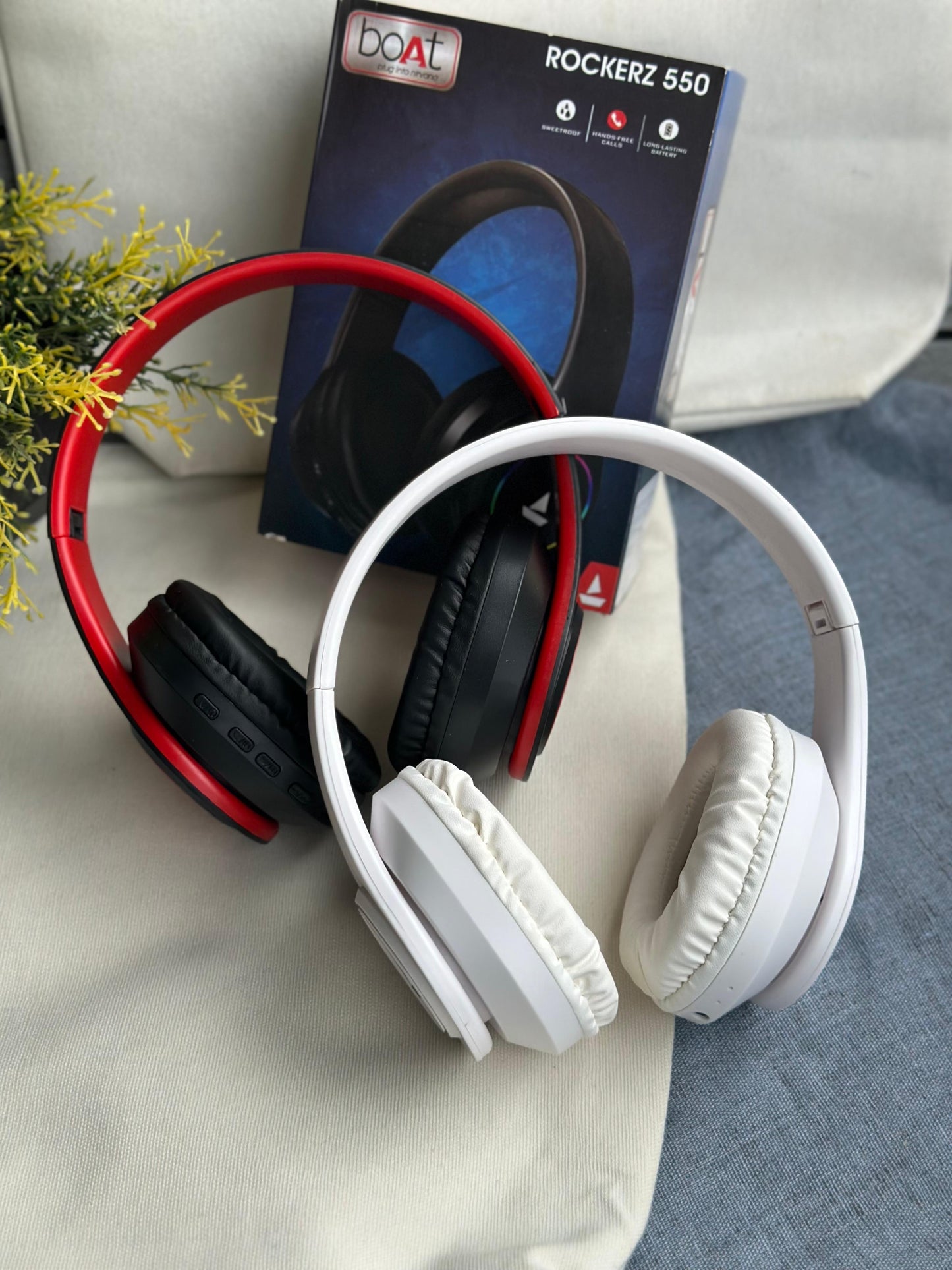BOAT ROCKERZ 550 HEADPHONE