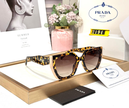 PRADA SUNGLASS