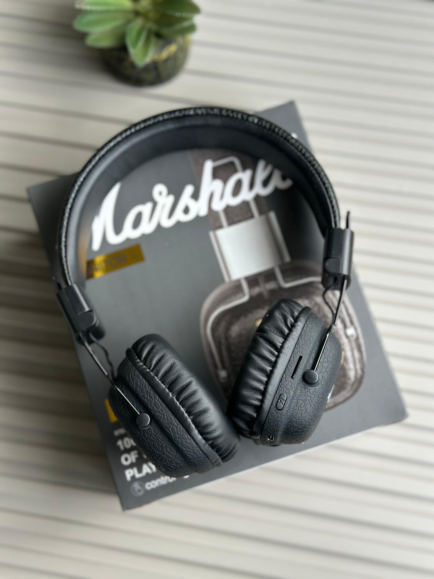 MARSHAL HEADPHONE