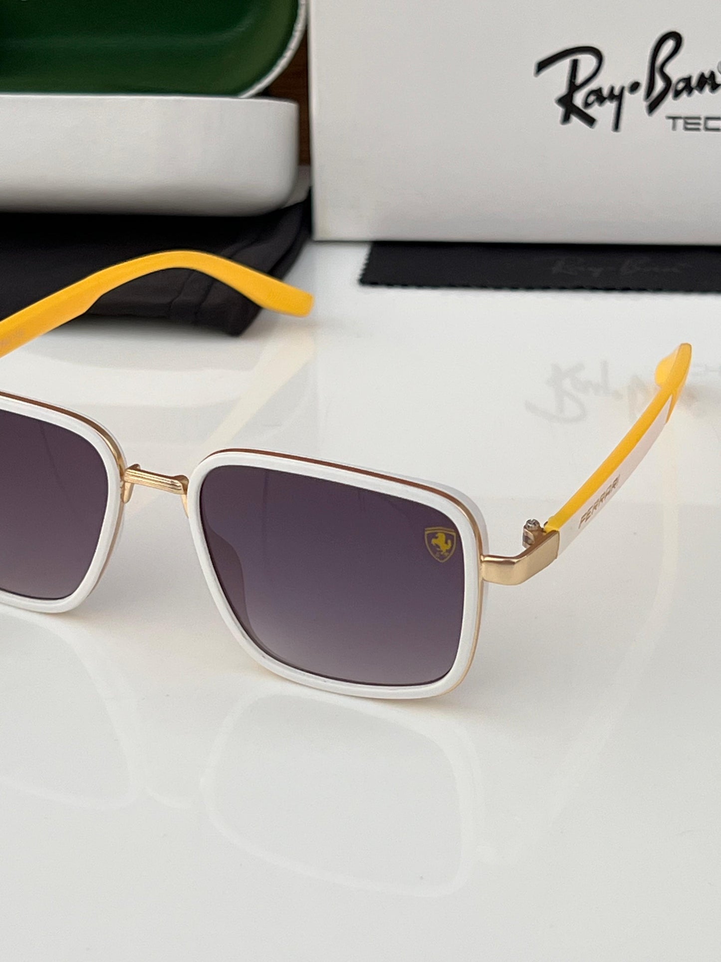 RAYBAN SUNGLASS