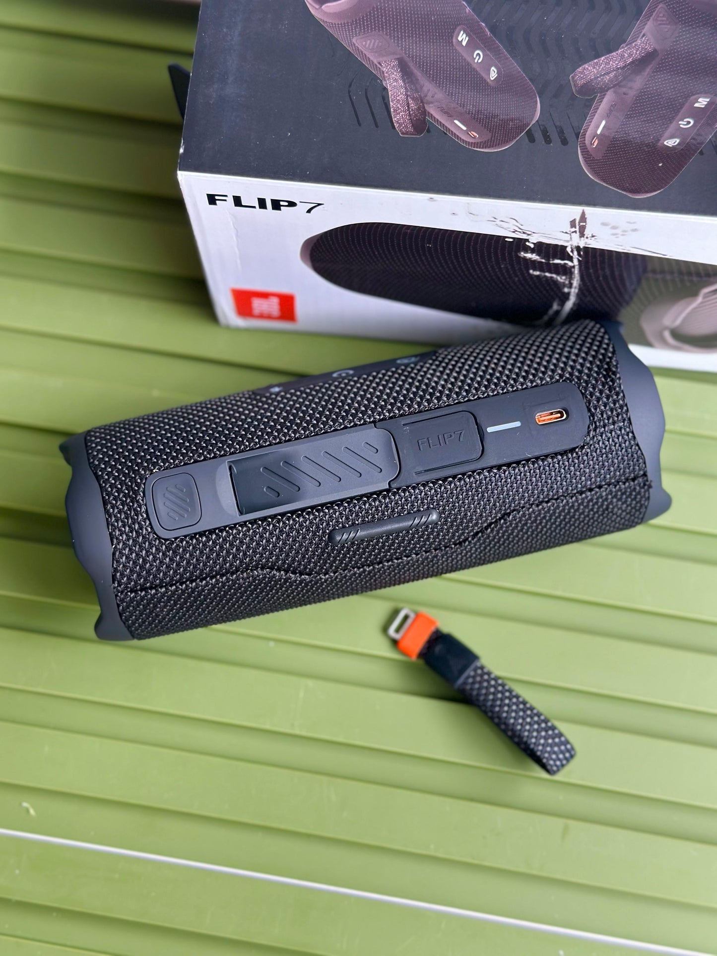 JBL FLIP7 SPEAKER