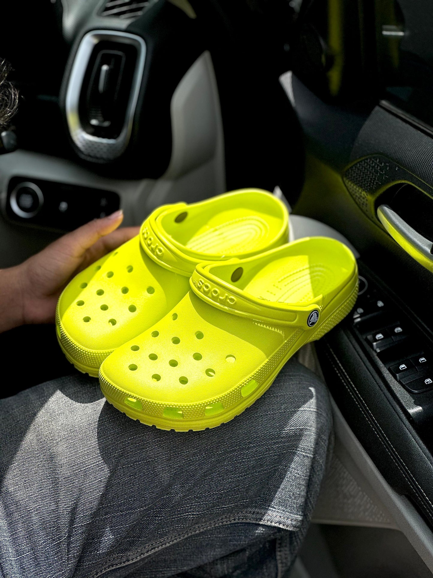 CLASSIC CROCS