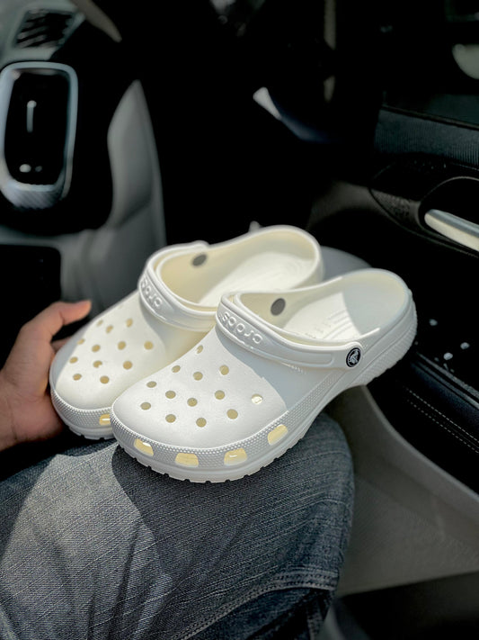CLASSIC CROCS