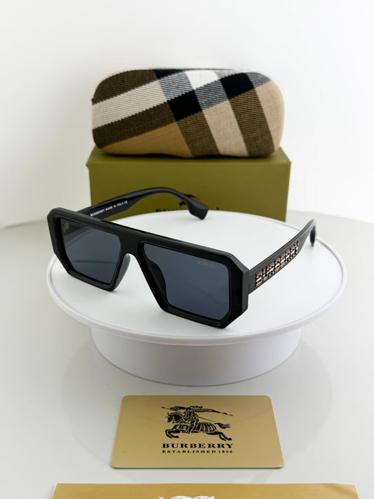 BURBERRY SUNGLASS