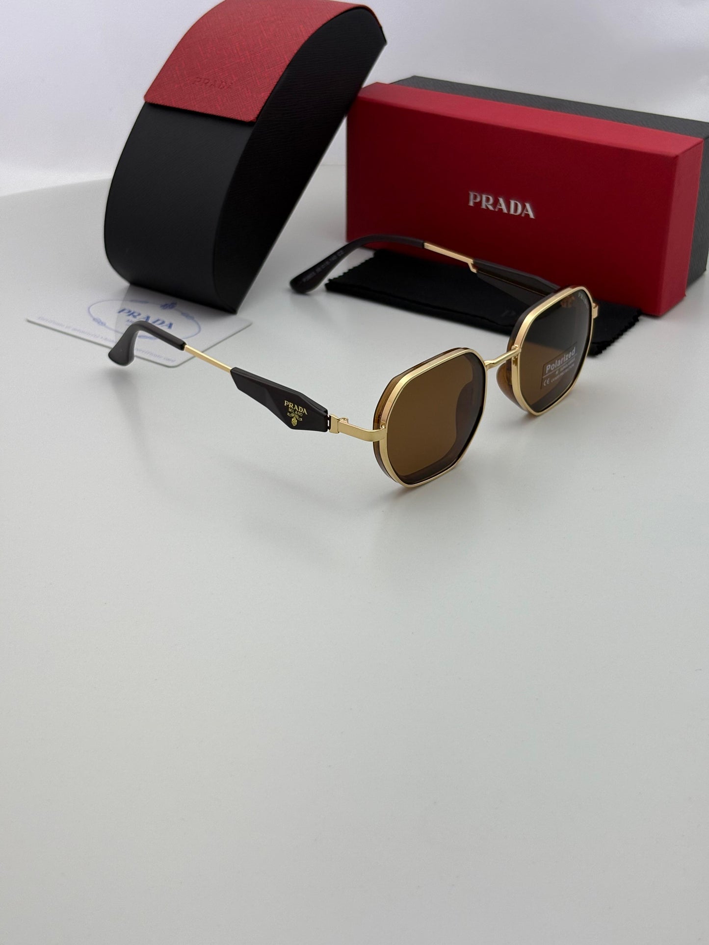 PRADA SUNGLASS
