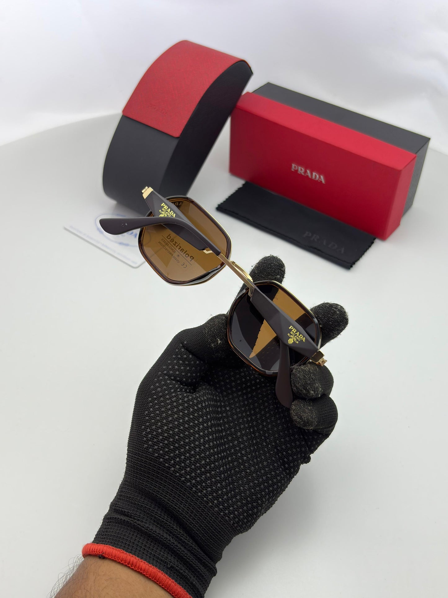 PRADA SUNGLASS