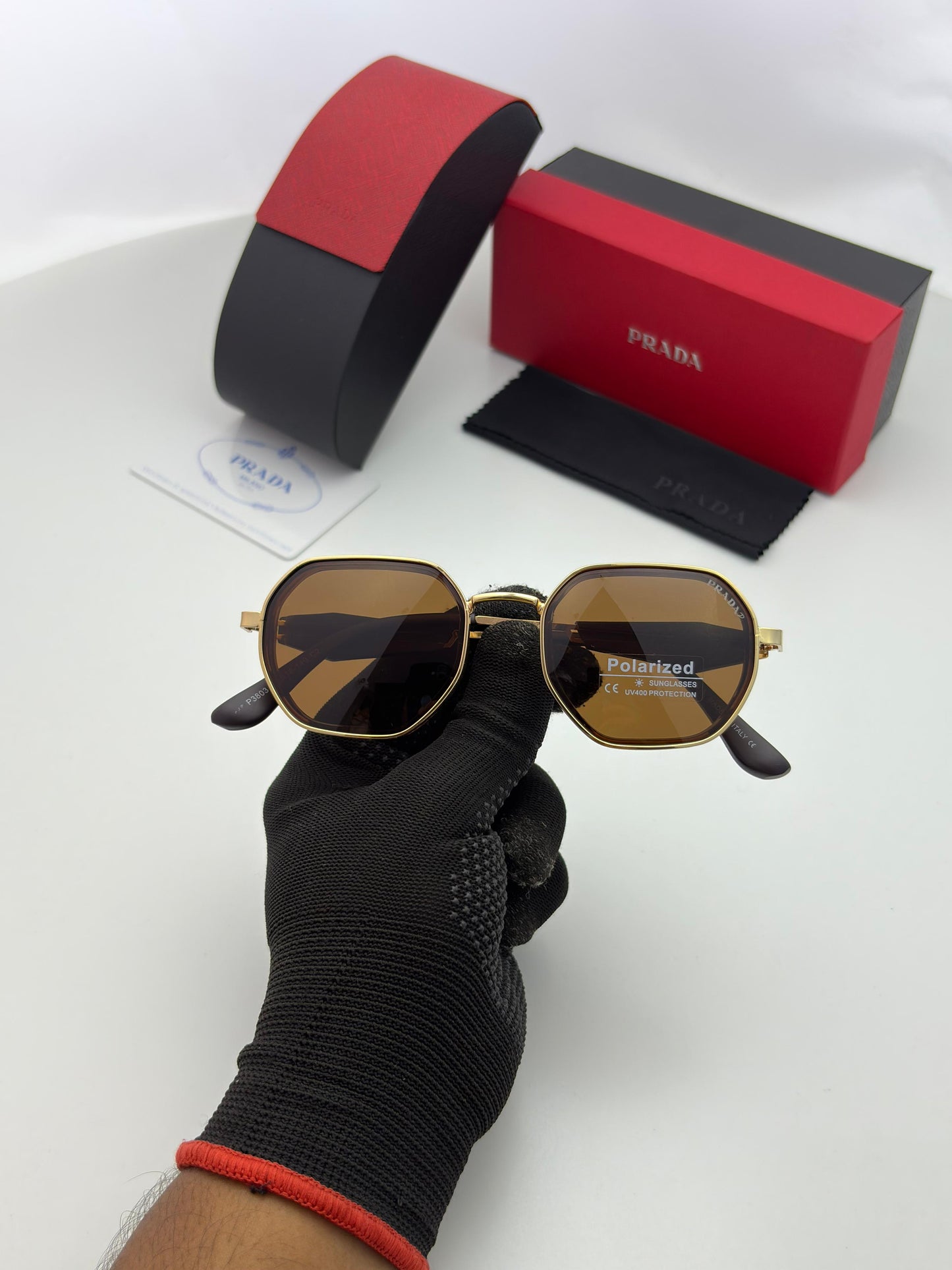 PRADA SUNGLASS